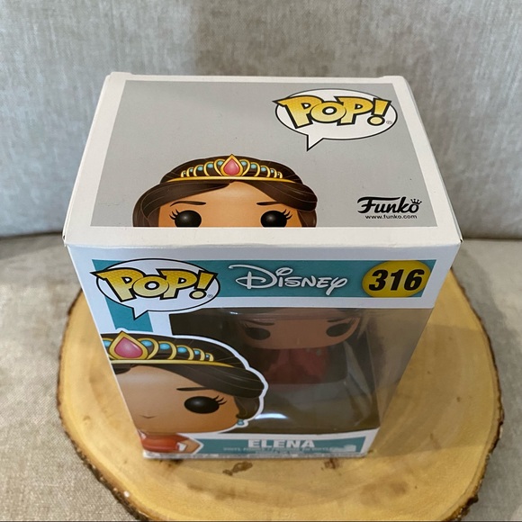 FUNKO POP! Disney Elena #316 - Picture 7 of 7